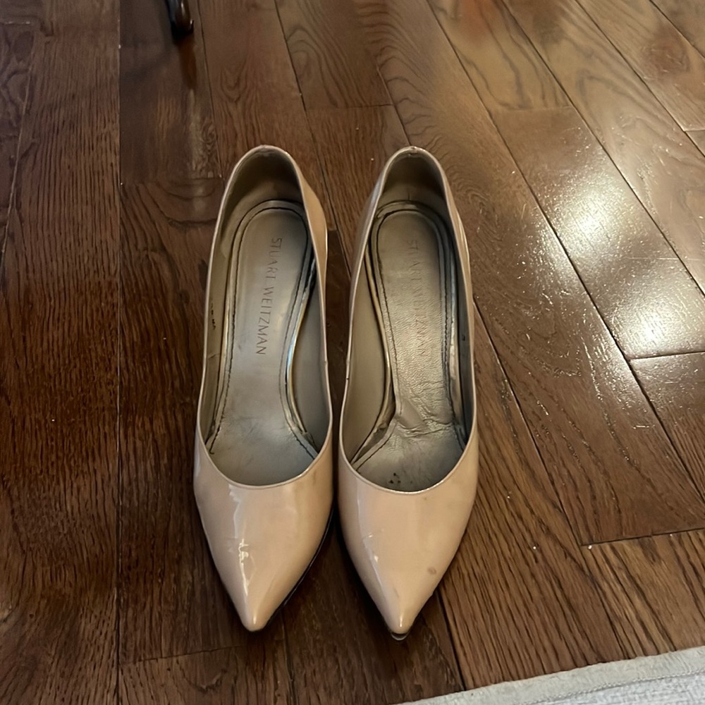 Stuart Weitzman nude heels size 8